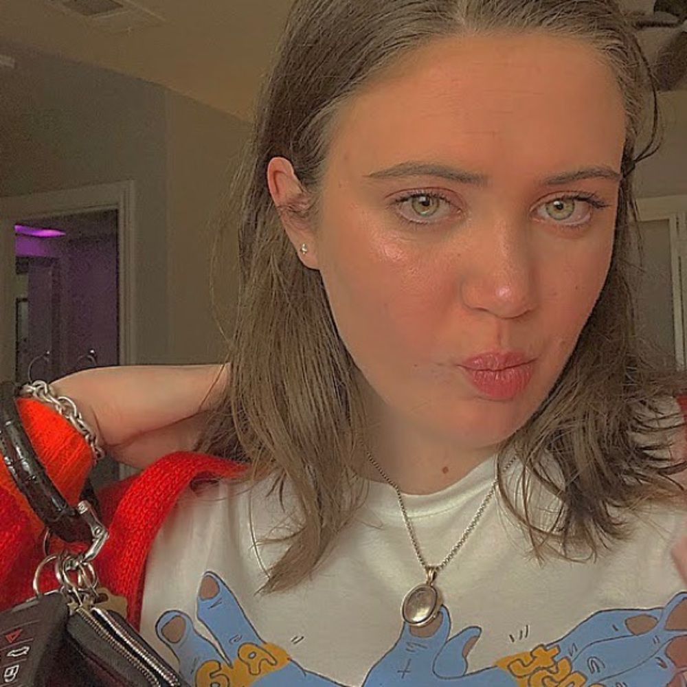 Meet your Posher, Hannah